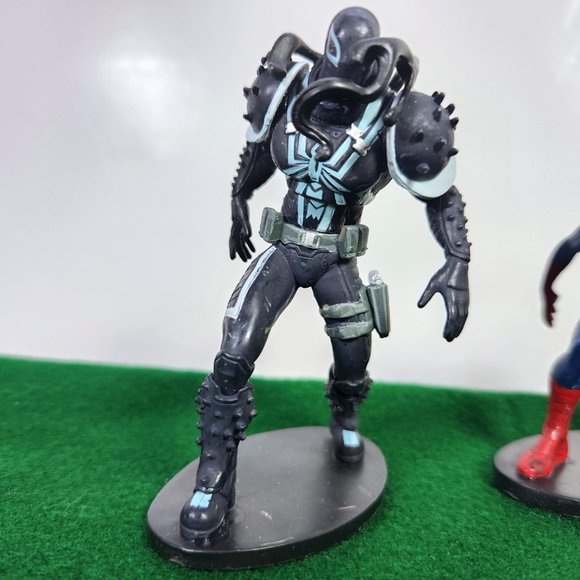 Disney Marvel Spider-Man and Agent Venom Toy Action Figure Cake Topper - Picture 3 of 8